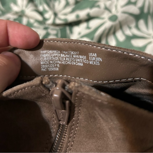 Brown High heel boots with fringe - Picture 4 of 4